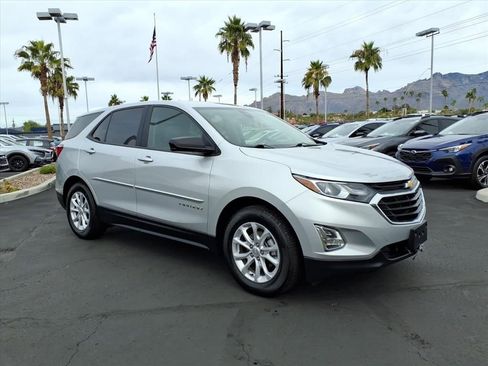 Used 2020 Chevrolet Equinox LS w/ LS Convenience Package image 30