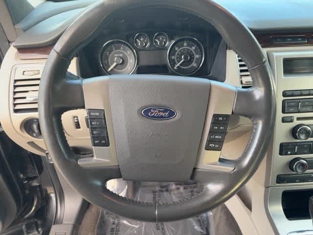 Used 2011 Ford Flex SEL w/ Rapid Spec Order Code FWD image 19