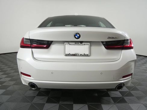 Used 2025 BMW 330i Sedan w/ Premium Package RWD image 4