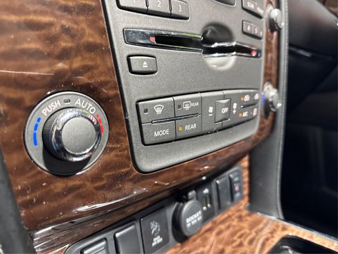 Used 2020 Nissan Armada SL w/ Premium Package AWD/4WD image 26