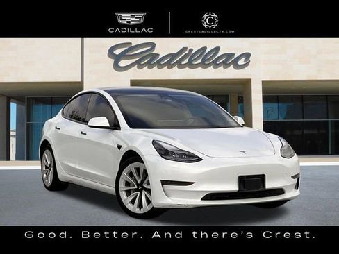 Used 2023 Tesla Model 3 Standard Range image 1