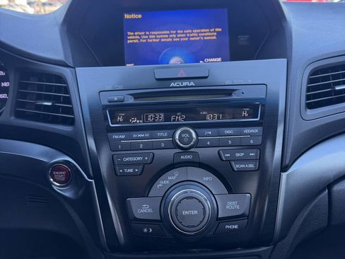 Used 2013 Acura ILX w/ Technology Package image 24