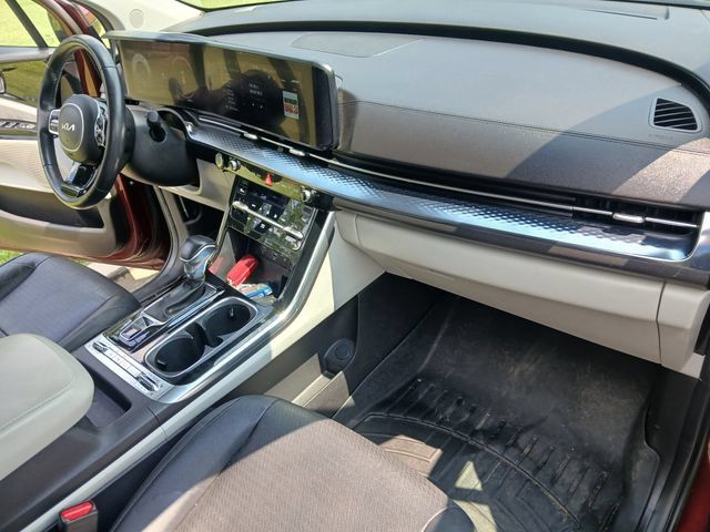Certified 2024 Kia Carnival SX Prestige FWD image 50