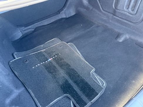 Used 2019 Chevrolet Camaro SS RWD image 12