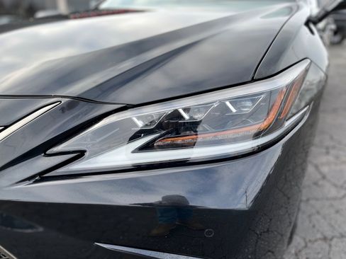 Used 2019 Lexus ES 350 F Sport image 10