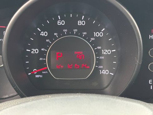 Used 2015 Kia Soul FWD image 25