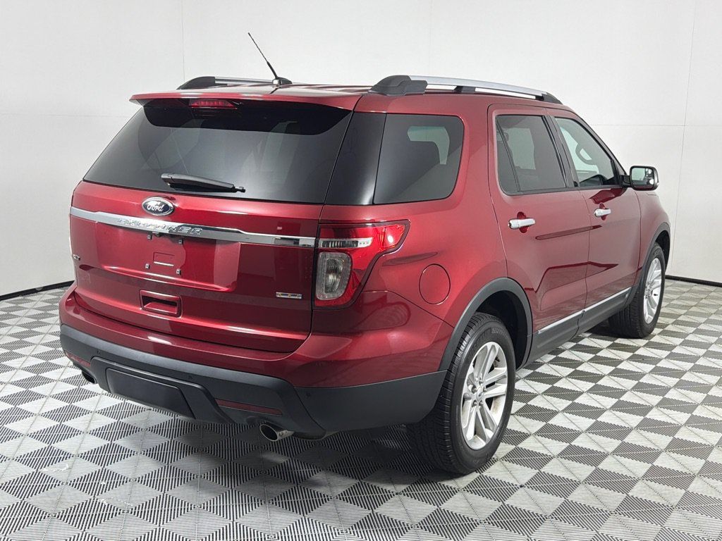 Used 2013 Ford Explorer XLT AWD/4WD image 5