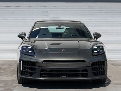 Certified 2025 Porsche Panamera 4S image 11