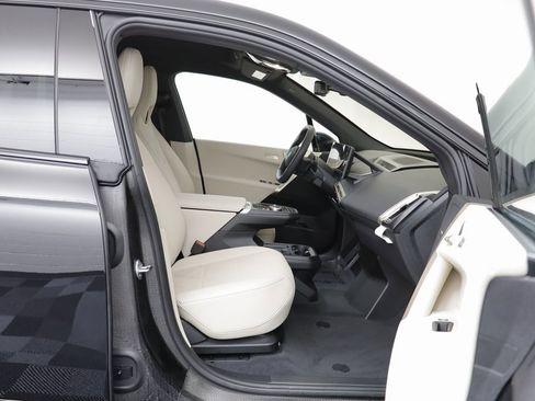 New 2026 BMW iX xDrive45 image 20