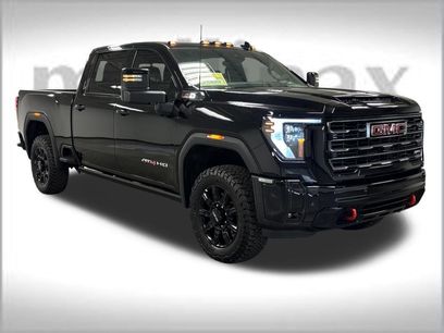 New 2025 GMC Sierra 2500 AT4 w/ AT4 Premium Plus Package