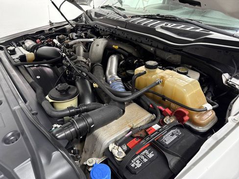 Used 2021 Ford F550 4x4 Crew Cab Super Duty w/ Power Equipment Group image 44