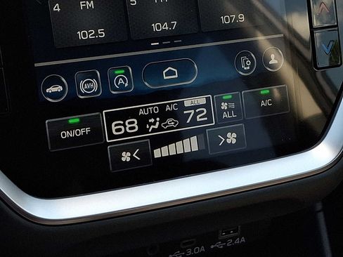 Used 2024 Subaru Crosstrek 2.0i Premium AWD/4WD image 16