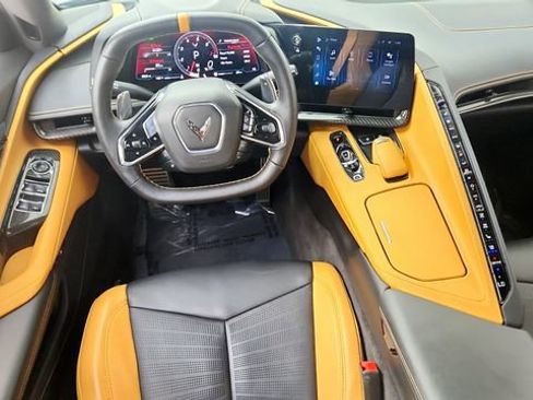 Used 2024 Chevrolet Corvette Stingray Preferred Conv w/ Z51 Performance Package RWD image 45