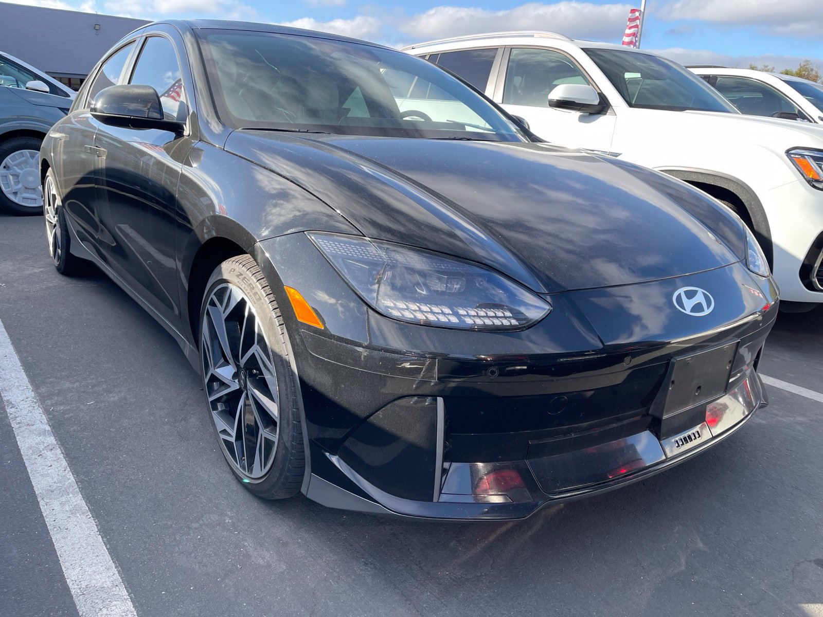 Used 2023 Hyundai Ioniq 6 SEL AWD/4WD image 1
