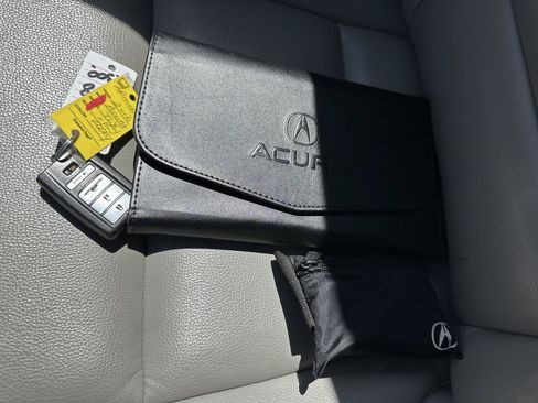 Used 2016 Acura TLX FWD image 35