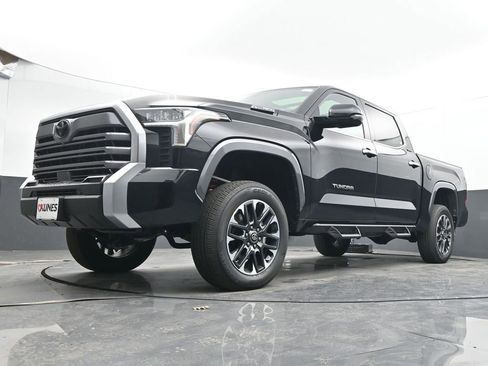 Used 2025 Toyota Tundra Limited image 55