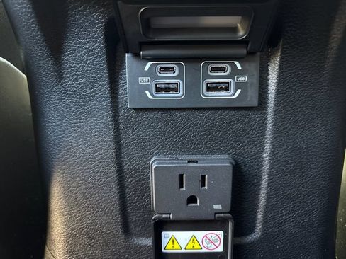 Used 2023 Jeep Wrangler Unlimited Sahara AWD/4WD image 18
