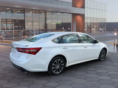 Used 2017 Toyota Avalon XLE FWD image 12