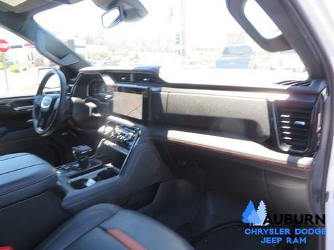 Used 2025 GMC Sierra 1500 AT4 AWD/4WD image 55