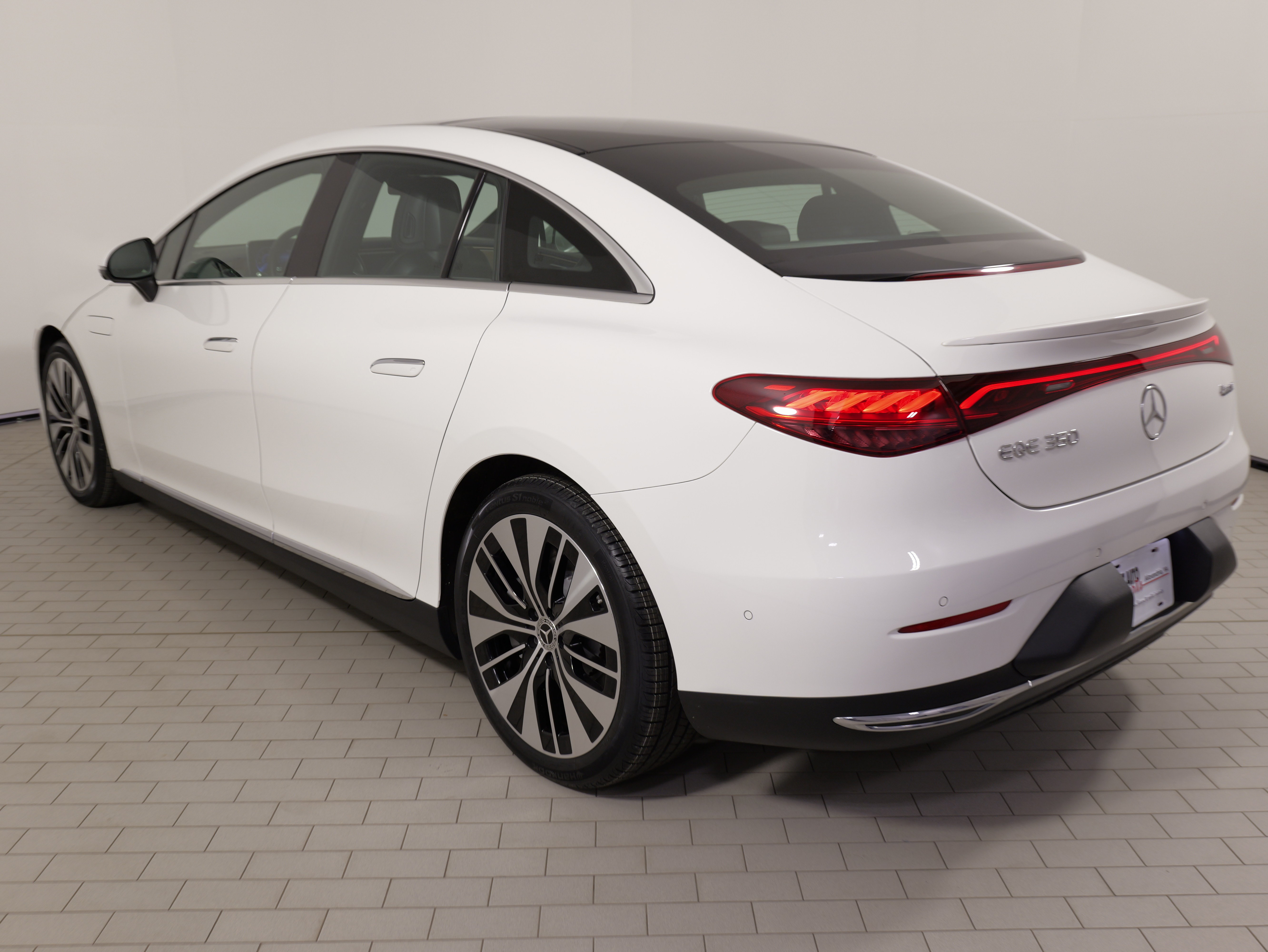 Used 2023 Mercedes-Benz EQE 350+ 4MATIC Sedan w/ Digital Light Package image 15