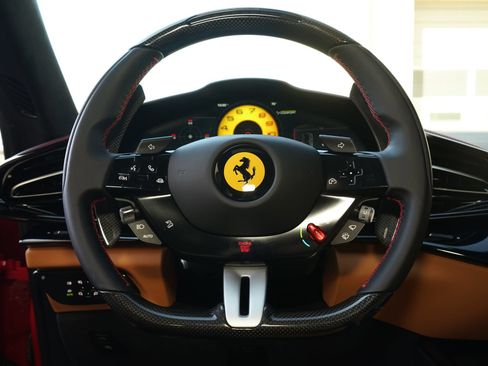Used 2025 Ferrari Purosangue AWD/4WD image 12