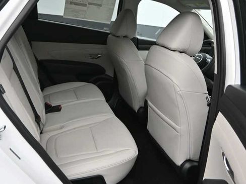 New 2026 Hyundai Tucson SEL Plus AWD/4WD image 12