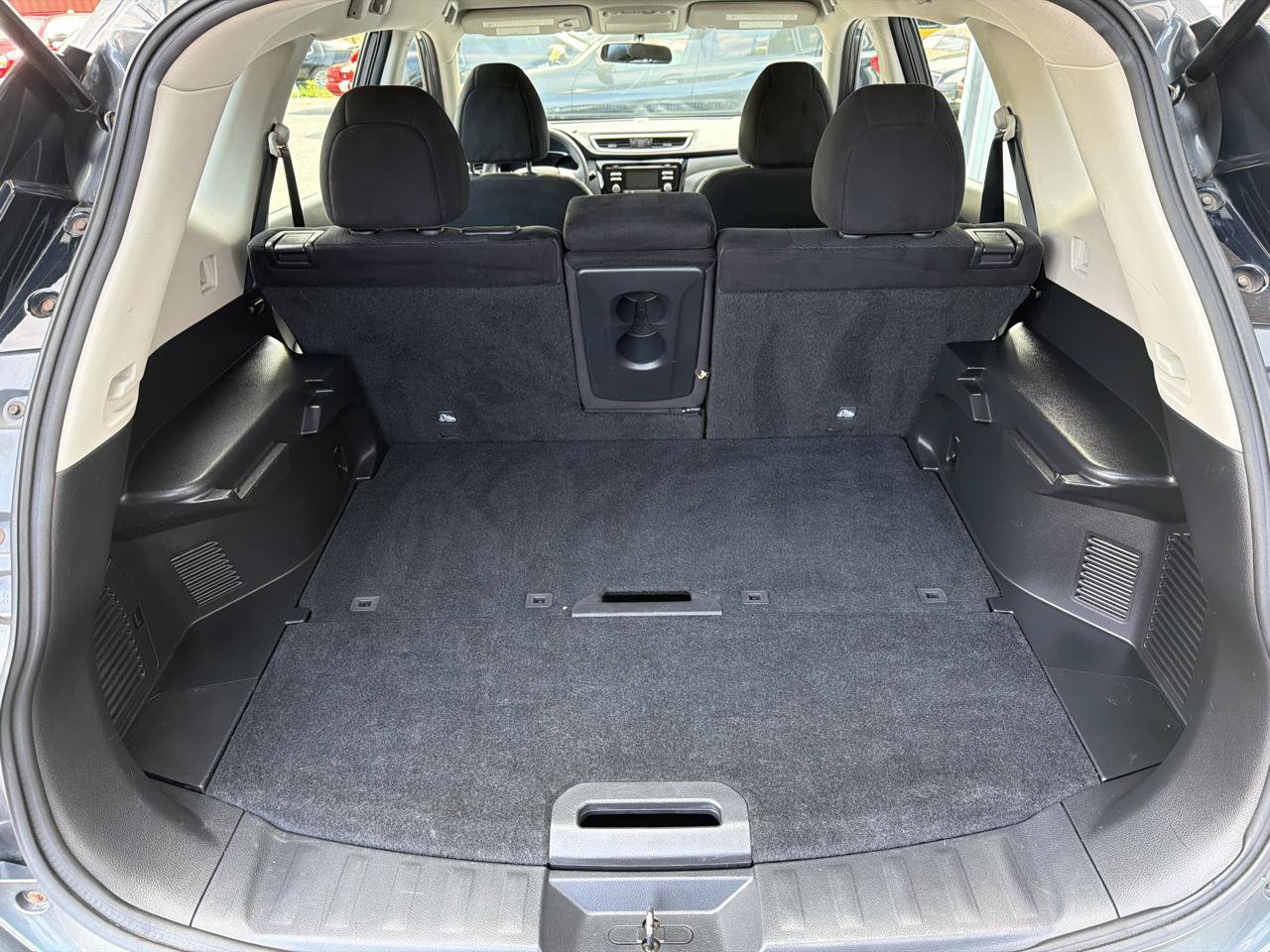 Used 2014 Nissan Rogue S AWD/4WD image 12