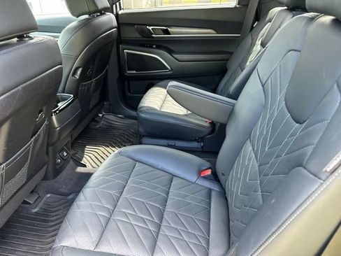 Certified 2025 Kia Telluride SX Prestige X-Line AWD/4WD image 26