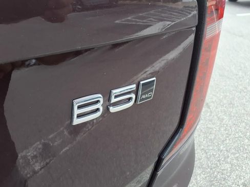 New 2025 Volvo XC90 B5 Core w/ Climate Package image 6