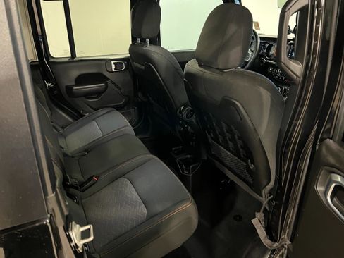 Used 2023 Jeep Gladiator Mojave w/ LED Lighting Group image 31