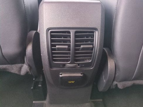 Used 2018 Ford Escape Titanium image 17