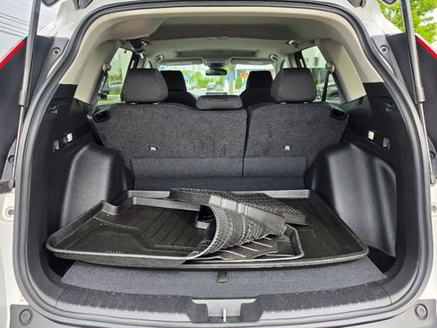 Used 2025 Honda CR-V EX image 17