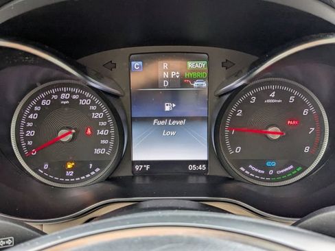Used 2019 Mercedes-Benz GLC 350e 4MATIC image 37