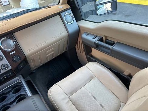 Used 2016 Ford F350 Lariat w/ Lariat Ultimate Package image 14