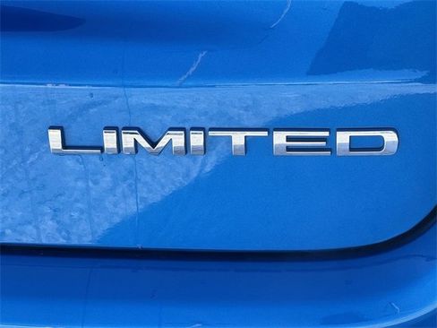 Used 2024 Jeep Compass Limited image 11