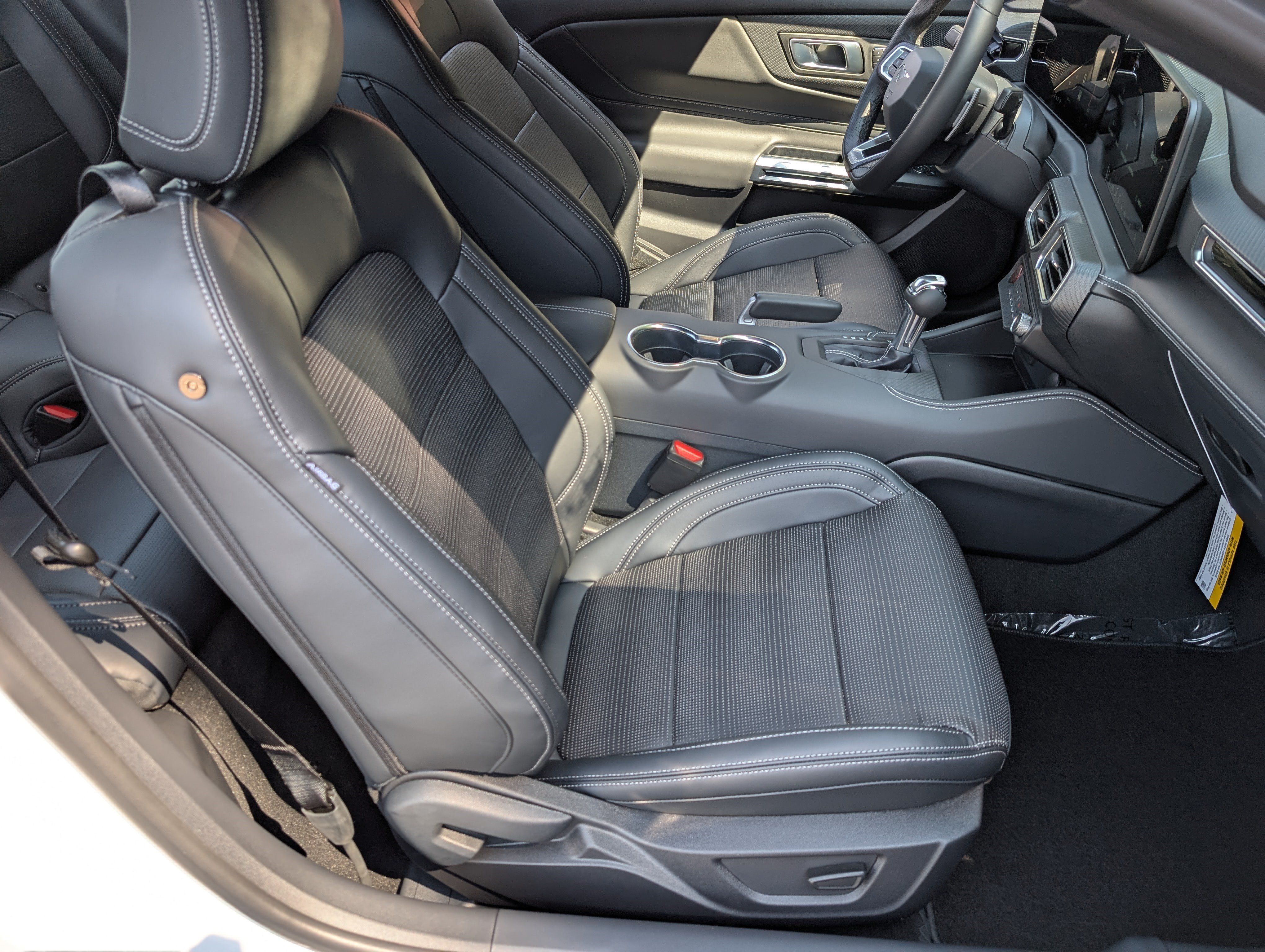 Used 2026 Ford Mustang GT Premium w/ GT Performance Package RWD image 18