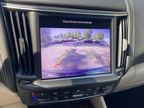 Used 2022 Maserati Levante GT image 29