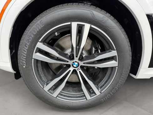 New 2027 BMW X7 xDrive40i w/ M Sport Package AWD/4WD image 14