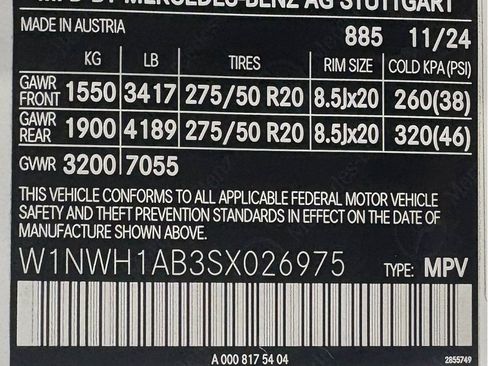 Used 2025 Mercedes-Benz G 550 w/ Exclusive Interior Package image 36