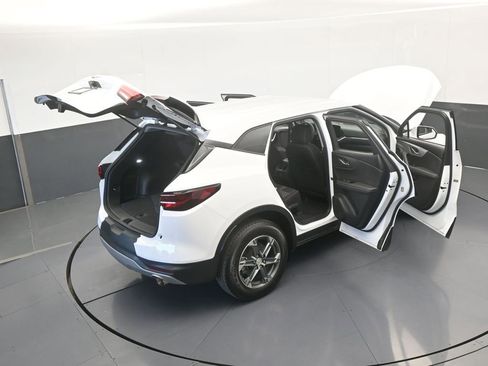 Used 2024 Chevrolet Blazer LT image 67