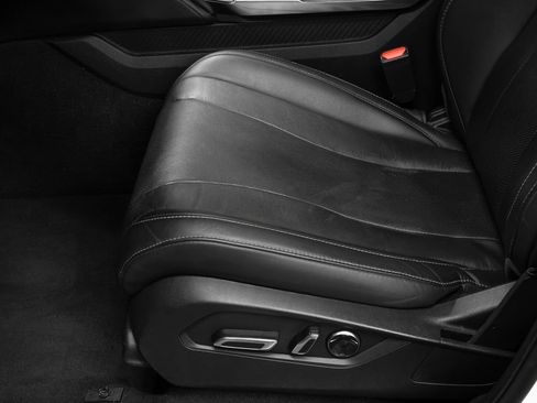 Used 2022 Acura MDX FWD w/ Technology Package image 37