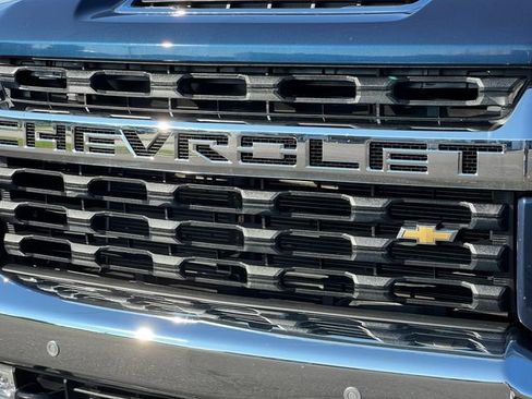 Used 2021 Chevrolet Silverado 2500 LT w/ All Star Edition AWD/4WD image 41