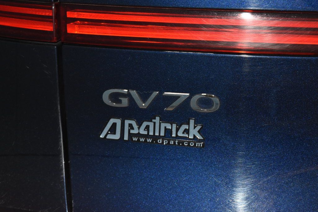 Used 2025 Genesis GV70 2.5T AWD/4WD image 30