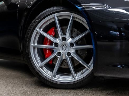 Certified 2024 Porsche 911 Targa 4S image 17