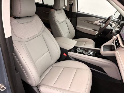 New 2026 Ford Explorer Active w/ Active Comfort Package image 26