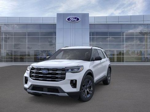 New 2026 Ford Explorer Active w/ Active Comfort Package AWD/4WD image 2