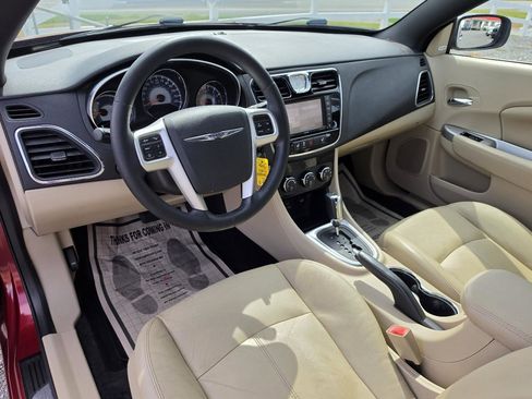 Used 2012 Chrysler 200 Limited FWD image 7