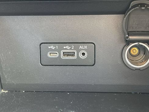 Used 2022 Nissan Sentra SV FWD image 33
