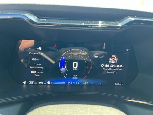 Used 2024 Chevrolet Colorado LT w/ LT Convenience Package II AWD/4WD image 11