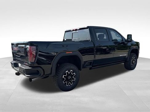 New 2026 GMC Sierra 2500 AT4X AWD/4WD image 5